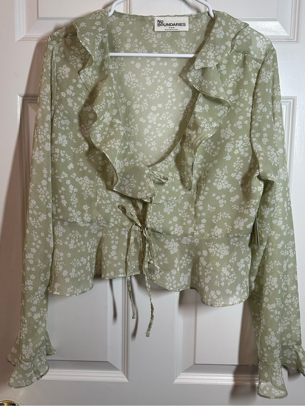 NWTS No Boundaries Sage Green Ruffle Tie-Front Blouse Sz XL